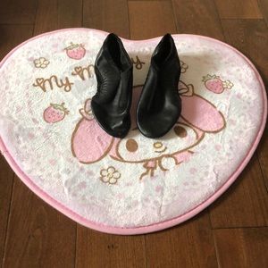 Black Bloch leather jazz shoes. Size 6 1/2